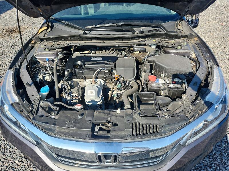 Продажа на аукционе авто 2017 Honda Accord, vin: 1HGCR2F85HA024393, номер лота: 67385066