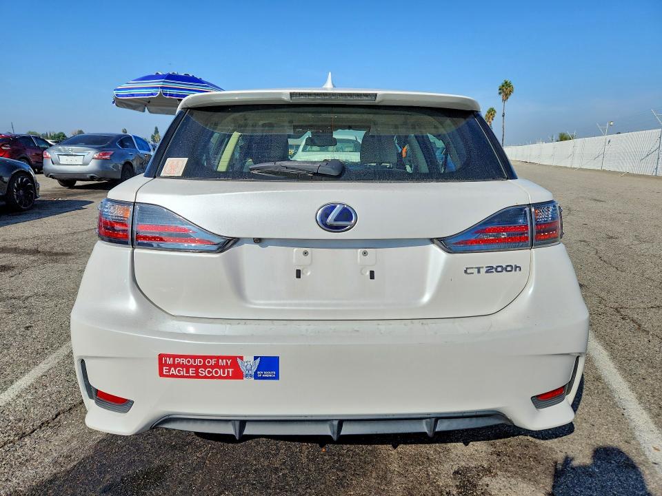 2017 Lexus Ct მანქანა იყიდება აუქციონზე, vin: JTHKD5BH2H2286333, აუქციონის ნომერი: 70708226