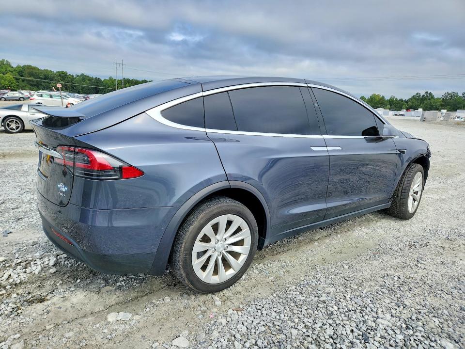Aukcja sprzedaży 2018 Tesla Model X, vin: 5YJXCDE23JF114147, numer aukcji: 70428296