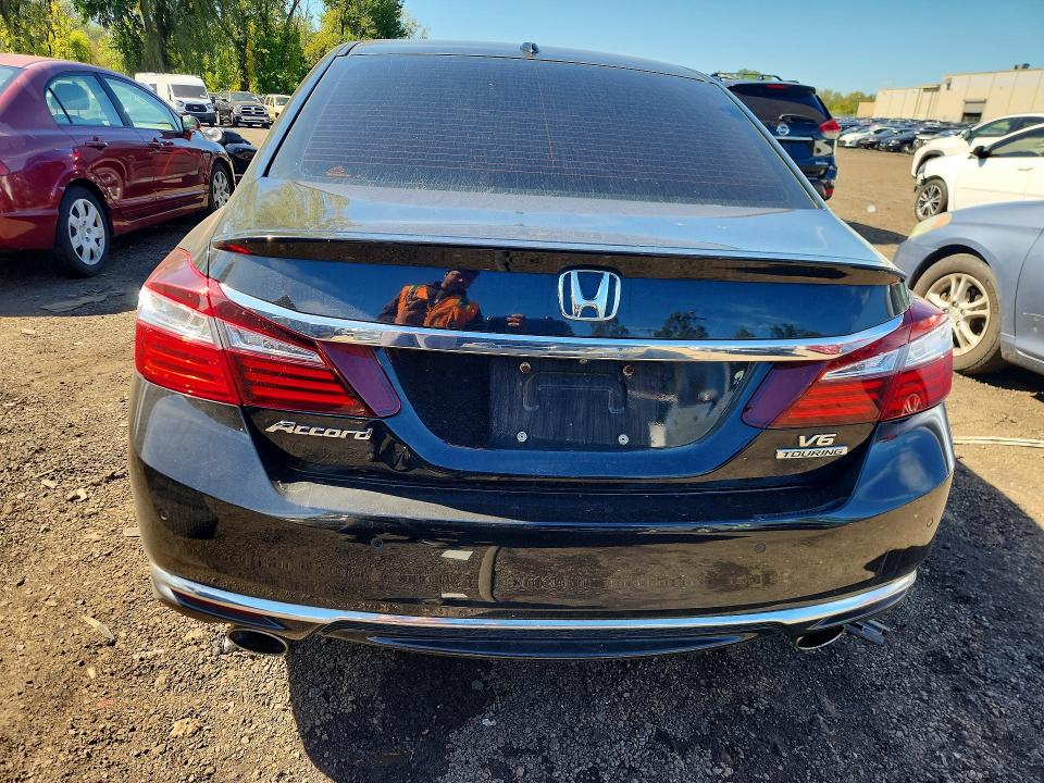 Продаж на аукціоні авто 2017 Honda Accord, vin: 1HGCR3F99HA019616, номер лоту: 70230586