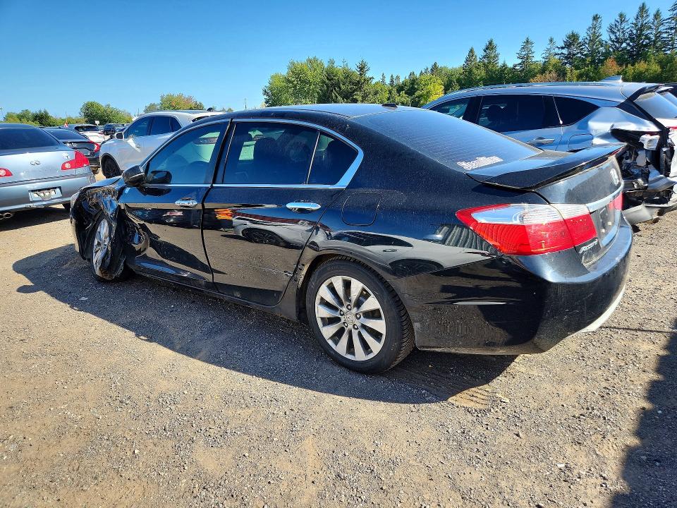 Продажа на аукционе авто 2015 Honda Accord, vin: 1HGCR2F81FA811046, номер лота: 67621996