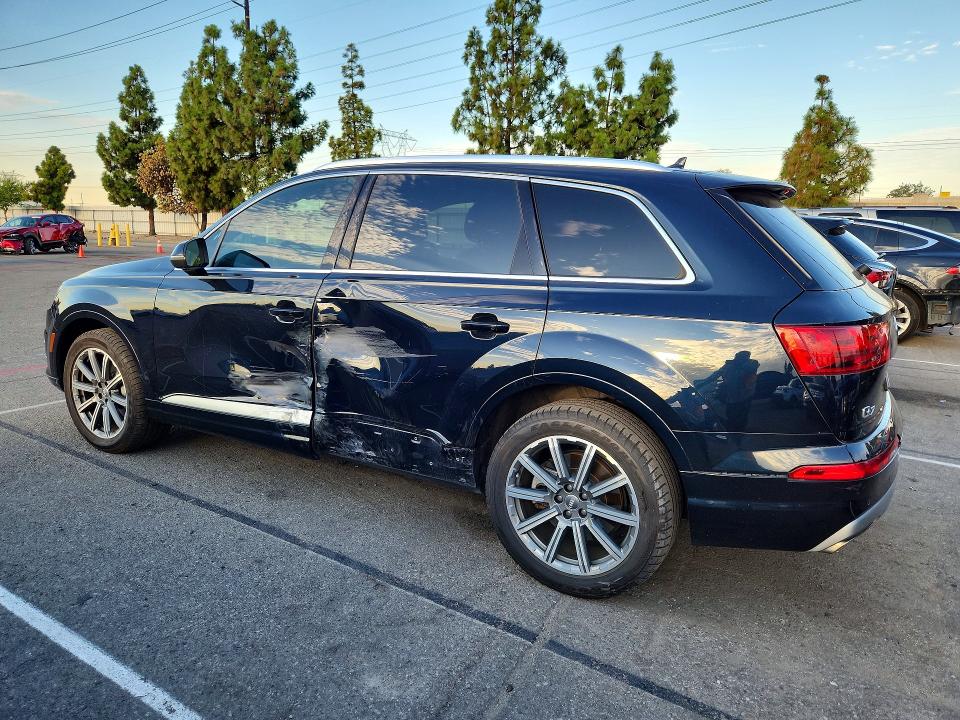 Aukcja sprzedaży 2018 Audi Q7, vin: WA1VAAF78JD010521, numer aukcji: 68407146