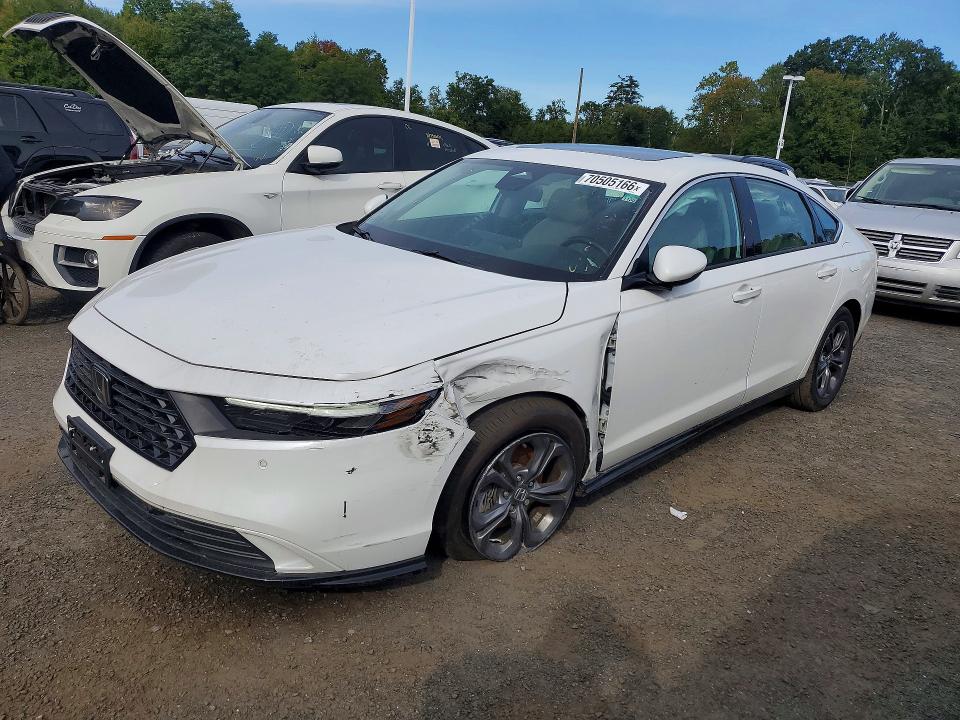 Продажа на аукционе авто 2025 Honda Accord, vin: 1HGCY2F68SA090932, номер лота: 70505166