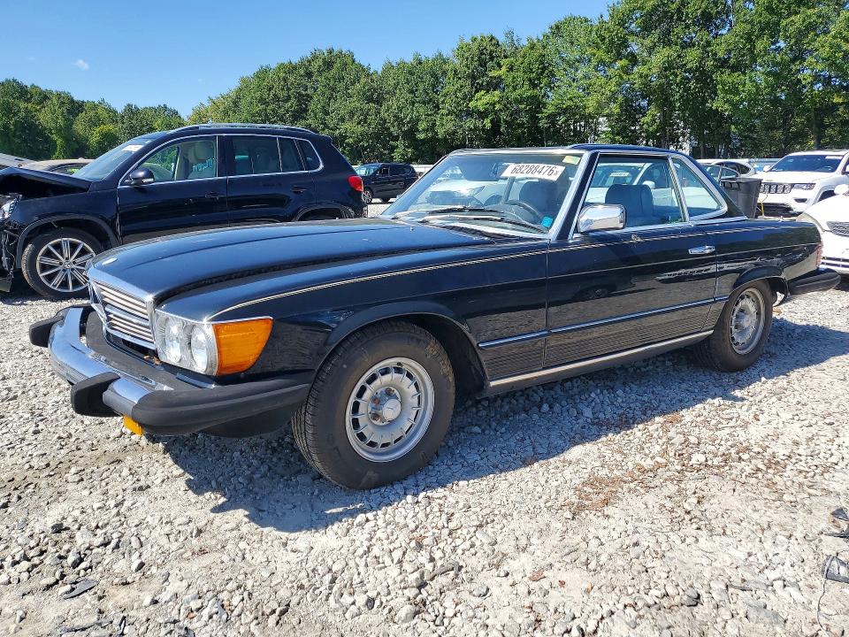 68288476 :رقم المزاد ، WDBBA45AXCB017555 vin ، 1982 Mercedes-benz 380 مزاد بيع