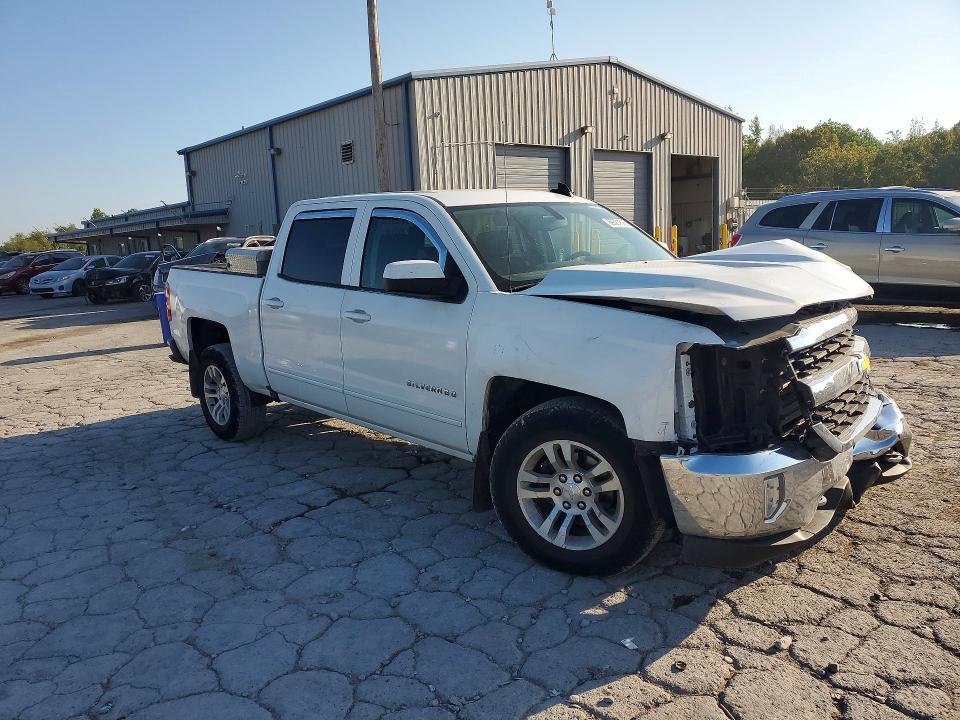 Продаж на аукціоні авто 2018 Chevrolet Silverado, vin: 3GCPCREC3JG257678, номер лоту: 69381806