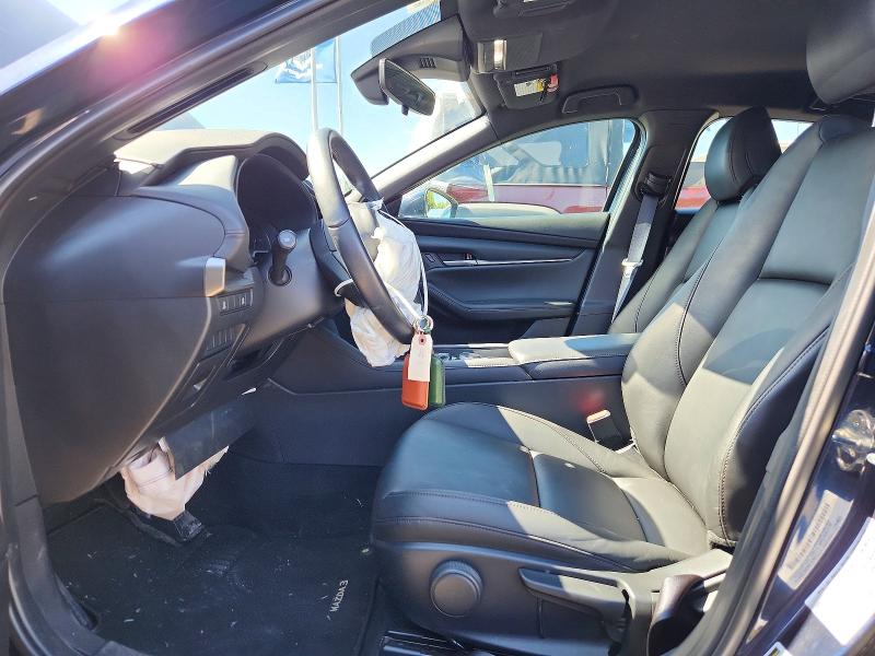 Продажа на аукционе авто 2023 Mazda 3, vin: JM1BPAKM8P1622991, номер лота: 68676936
