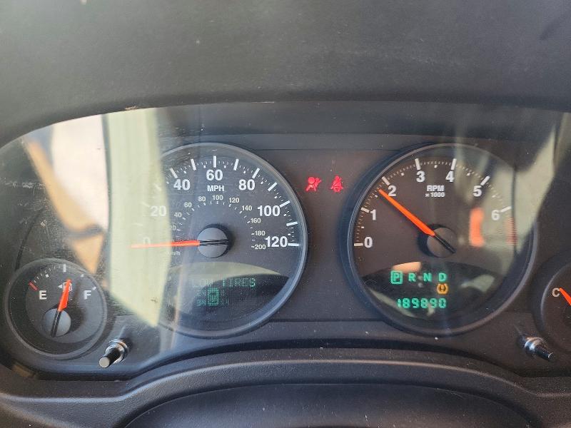 70218686 :رقم المزاد ، 1J8FF47B39D192617 vin ، 2009 Jeep Compass مزاد بيع