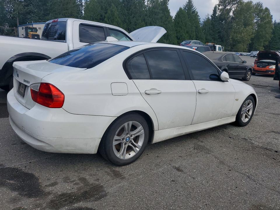Продажа на аукционе авто 2008 Bmw 328, vin: WBAVC53538FZ86051, номер лота: 69372376