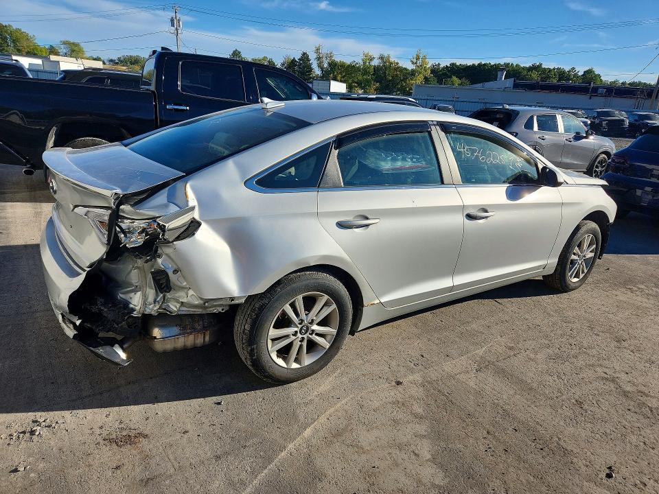 70295256 :رقم المزاد ، 5NPE24AF6HH573431 vin ، 2017 Hyundai Sonata مزاد بيع