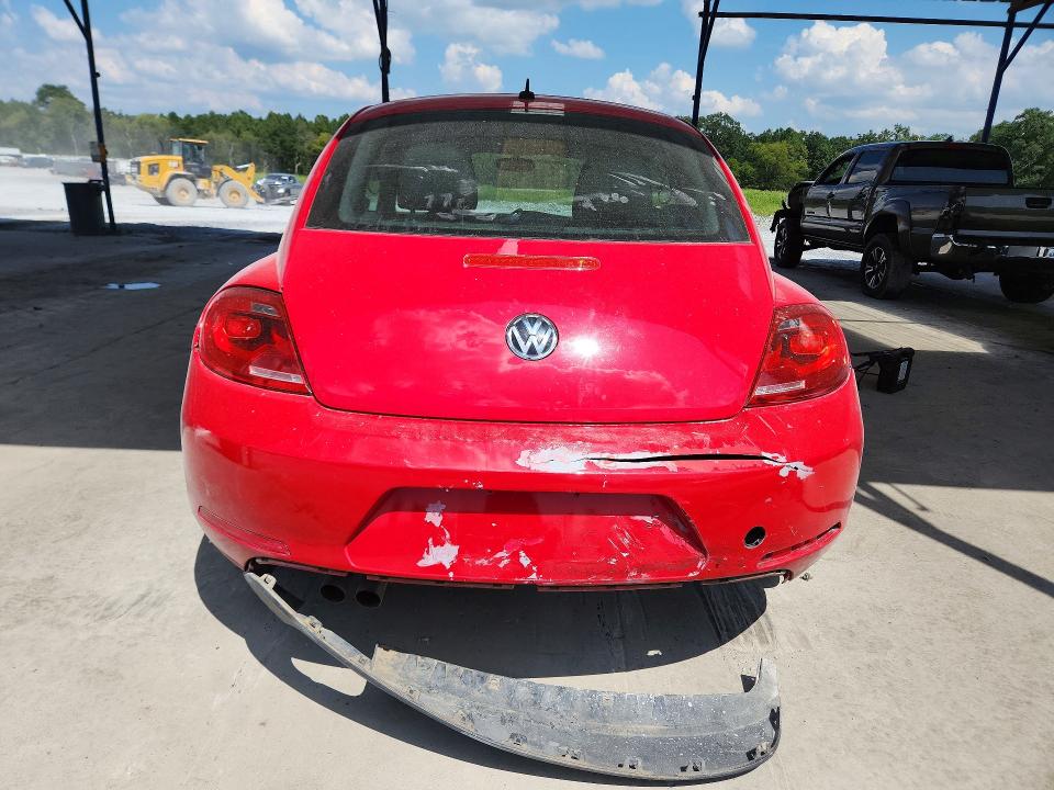 2013 Volkswagen Beetle მანქანა იყიდება აუქციონზე, vin: 3VWFP7AT7DM645994, აუქციონის ნომერი: 68076806