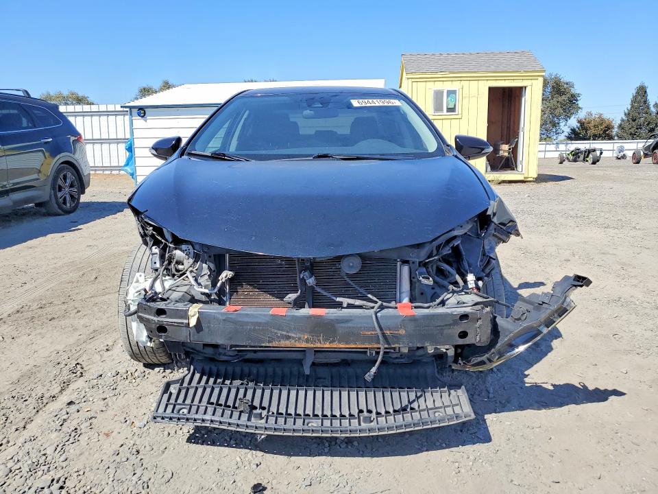69441996 :رقم المزاد ، 2T1BURHEXJC084840 vin ، 2018 Toyota Corolla مزاد بيع