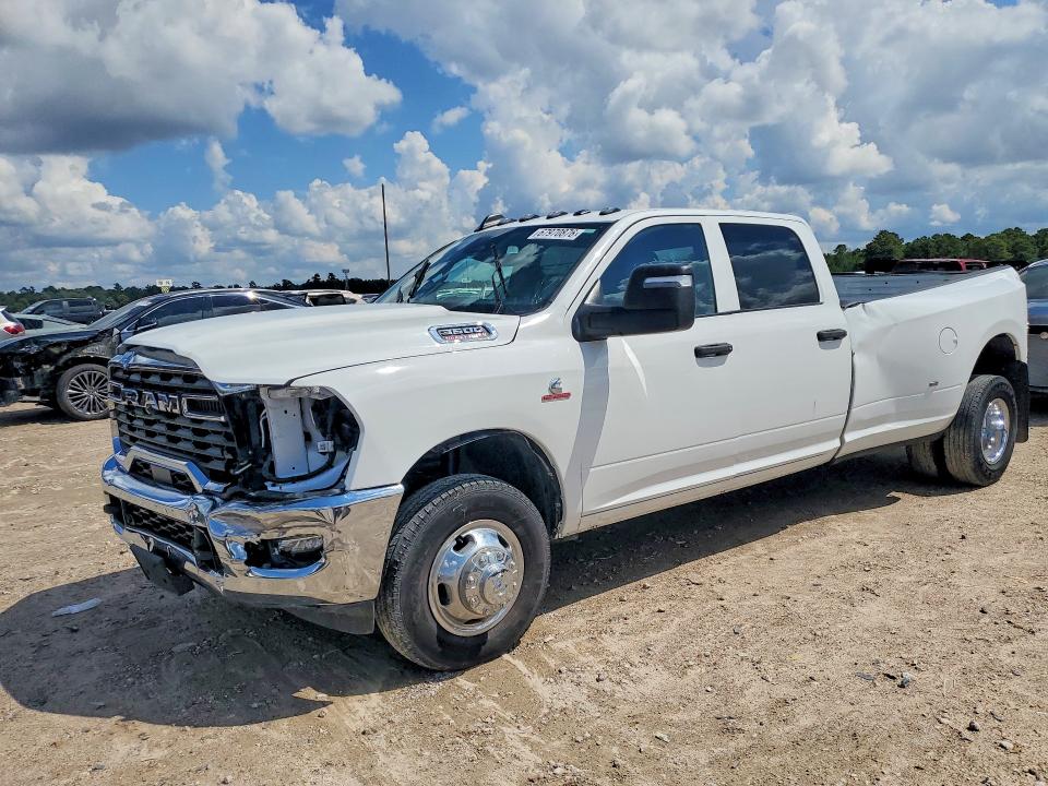 67970876 :رقم المزاد ، 3C63RRGL2TG194593 vin ، 2026 Ram 3500 مزاد بيع