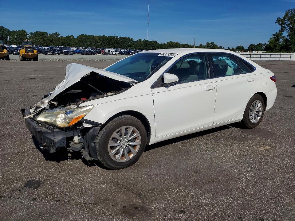2015 Toyota Camry მანქანა იყიდება აუქციონზე, vin: 4T4BF1FK1FR467503, აუქციონის ნომერი: 68204496