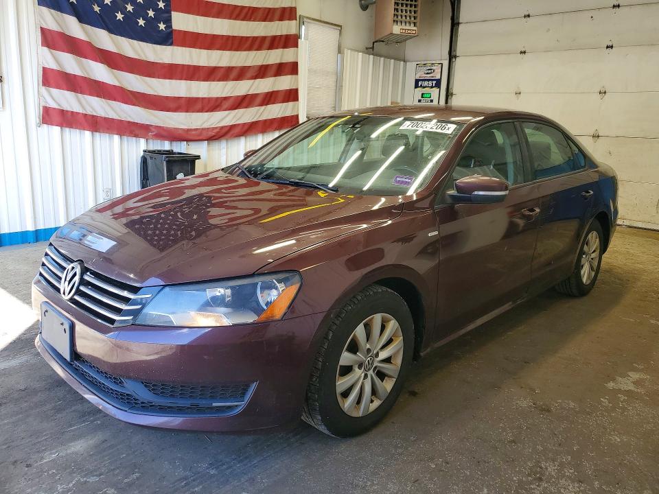 70023206 :رقم المزاد ، 1VWAT7A31EC077394 vin ، 2014 Volkswagen Passat مزاد بيع