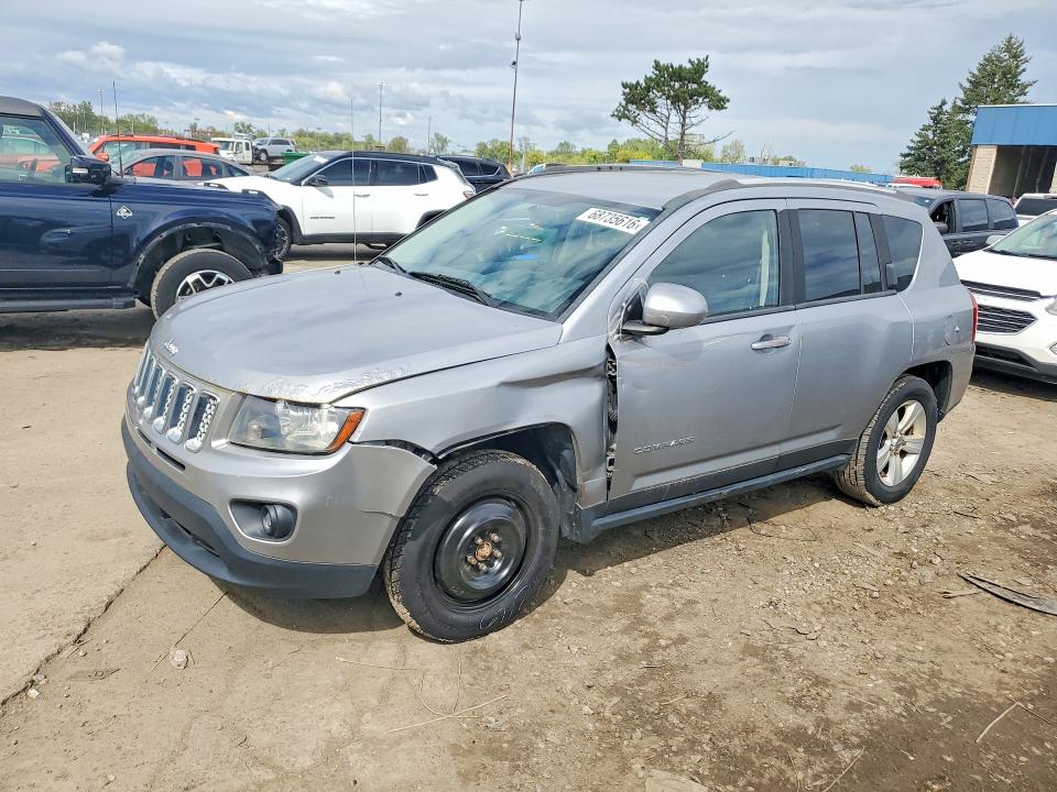 Auction sale of the 2015 Jeep Compass, vin: 1C4NJDEB0FD163172, lot number: 68735616