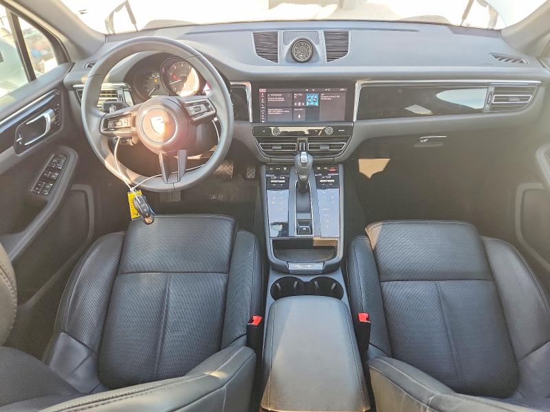 67872876 :رقم المزاد ، WP1AA2A54SLB10878 vin ، 2025 Porsche Macan مزاد بيع