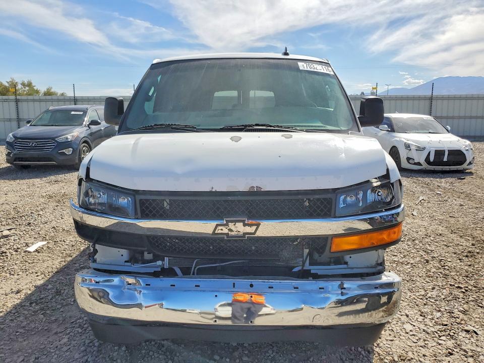 2017 Chevrolet Express G3500 მანქანა იყიდება აუქციონზე, vin: 1GAZGPFG3H1160663, აუქციონის ნომერი: 70326116
