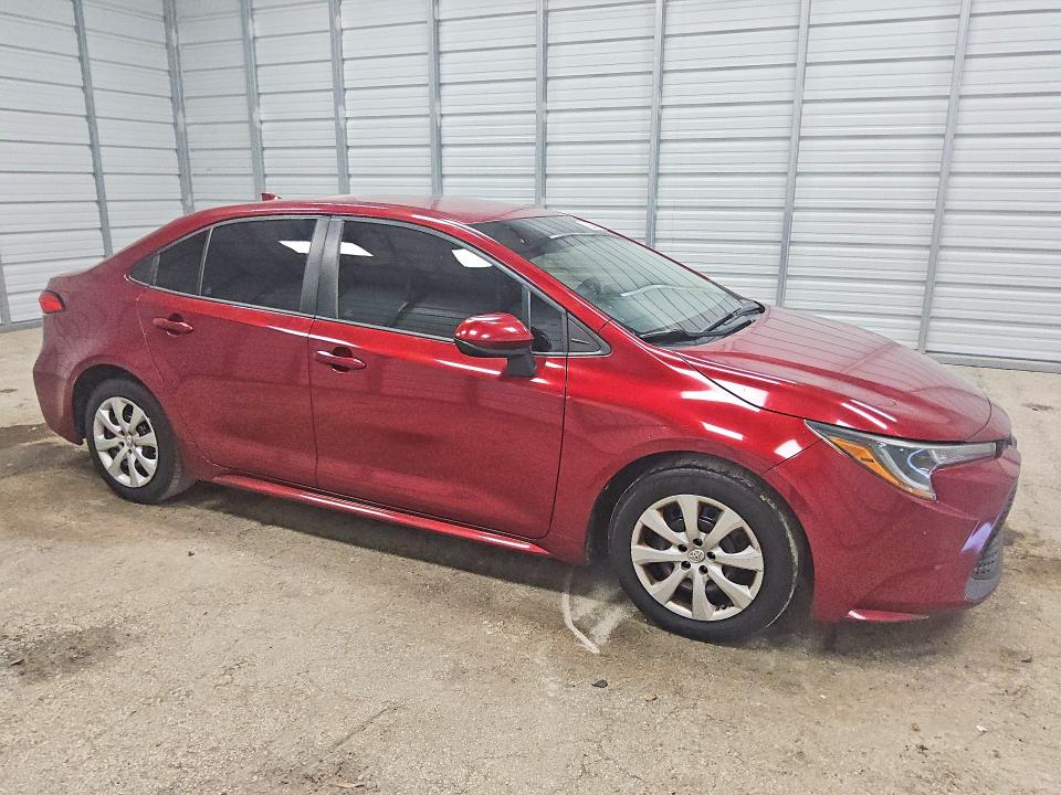 69708866 :رقم المزاد ، 5YFEPMAE3NP381066 vin ، 2022 Toyota Corolla مزاد بيع