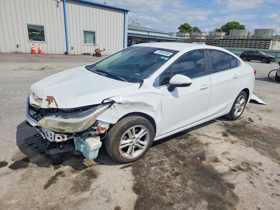 2018 Chevrolet Cruze მანქანა იყიდება აუქციონზე, vin: 1G1BE5SM2J7104384, აუქციონის ნომერი: 69883996