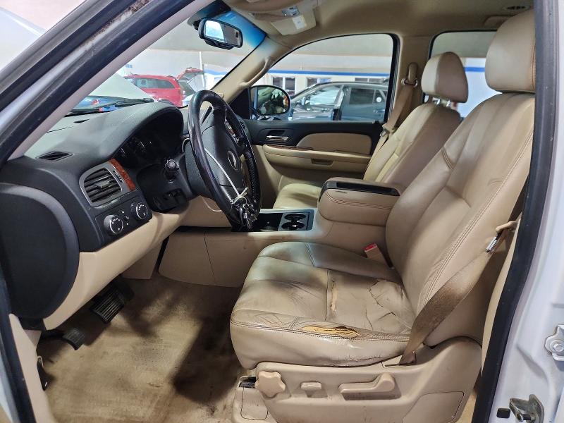 Продажа на аукционе авто 2008 Chevrolet Suburban, vin: 1GNFK16358J126105        , номер лота: 69200406