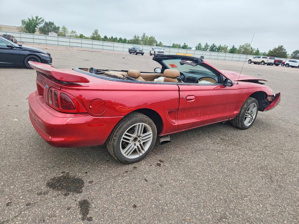 67684956 :رقم المزاد ، 1FAFP46V8WF163345 vin ، 1998 Ford Mustang مزاد بيع