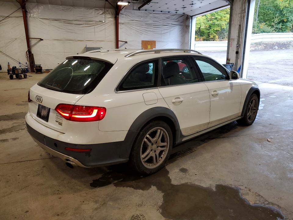 Продажа на аукционе авто 2013 Audi A4 Allroad, vin: WA1UFAFL0DA198693, номер лота: 70646236