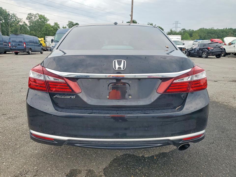 67264456 :رقم المزاد ، 1HGCR2F86GA101416 vin ، 2016 Honda Accord مزاد بيع