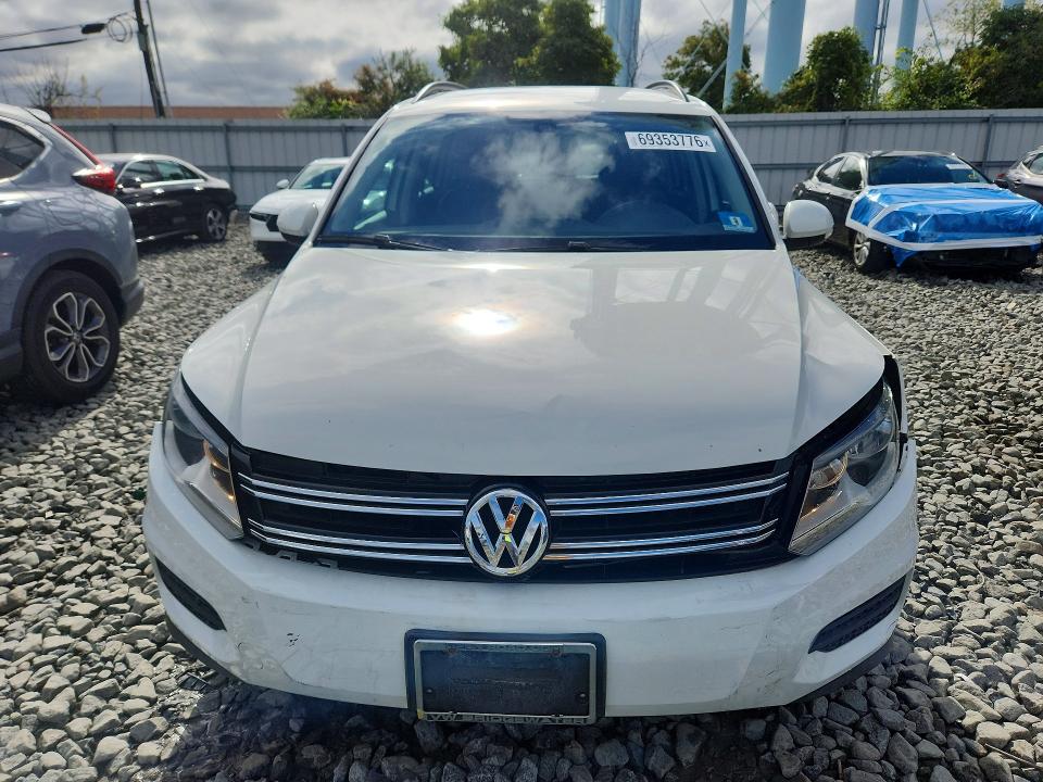 Продаж на аукціоні авто 2016 Volkswagen Tiguan, vin: WVGBV7AX0GK000461, номер лоту: 69353776