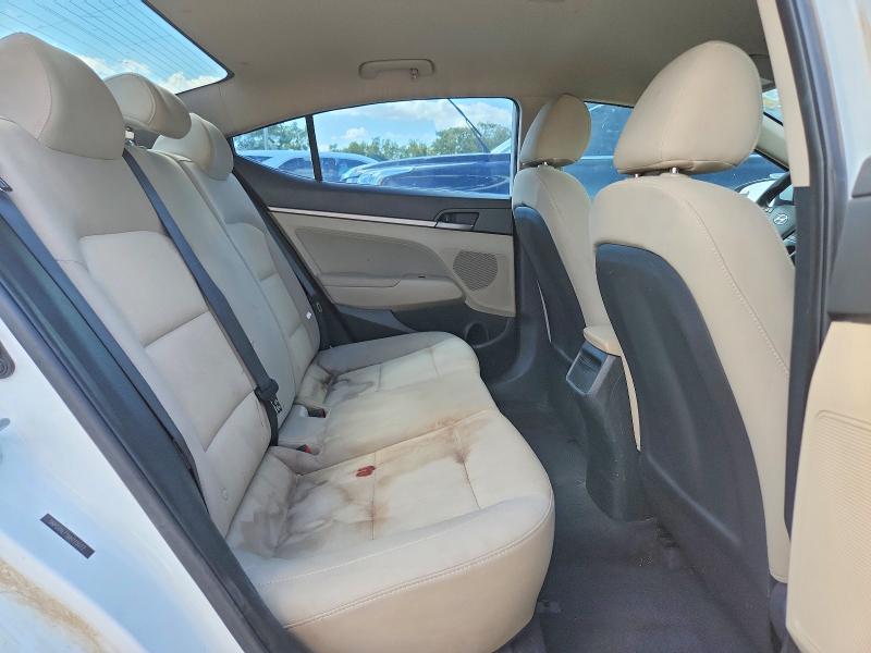 68507196 :رقم المزاد ، 5NPD84LF5HH115077 vin ، 2017 Hyundai Elantra مزاد بيع