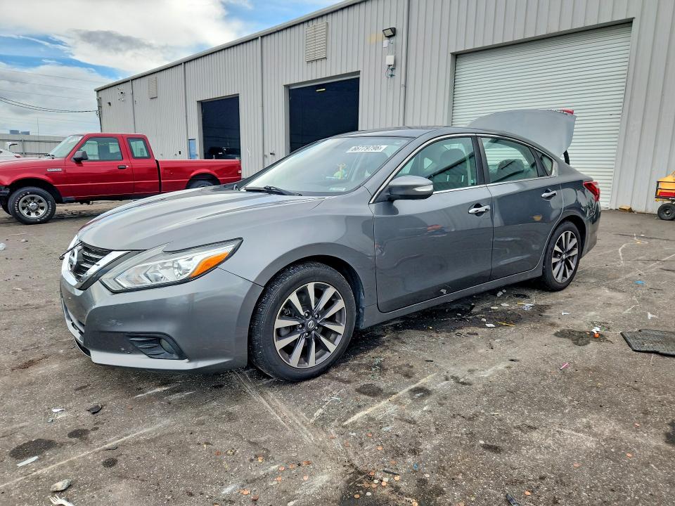 Продажа на аукционе авто 2017 Nissan Altima, vin: 1N4AL3AP0HC198734, номер лота: 66779796