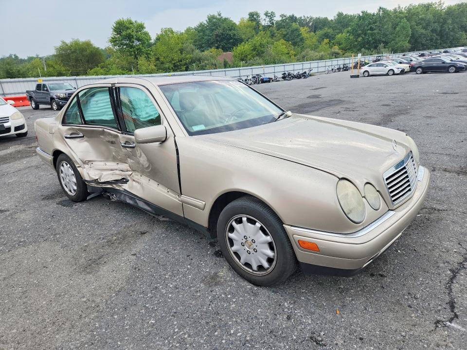 Aukcja sprzedaży 1999 Mercedes-benz E, vin: WDBJF82H8XX020856, numer aukcji: 67433516