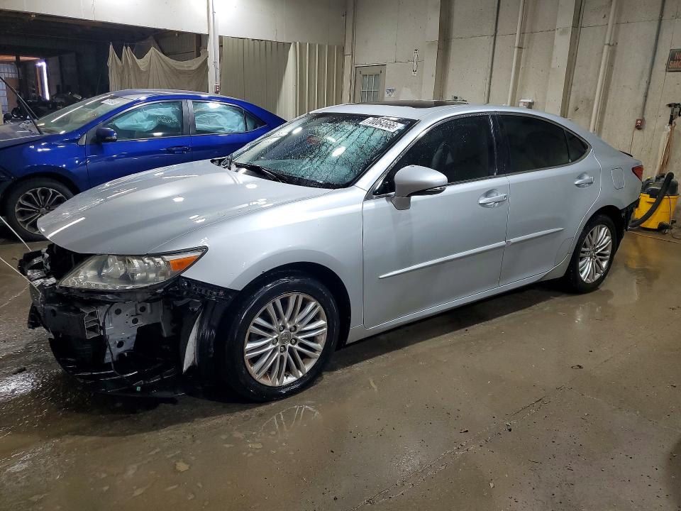 70064666 :رقم المزاد ، JTHBK1GG5D2021835 vin ، 2013 Lexus Es مزاد بيع