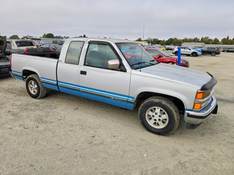 70018276 :رقم المزاد ، 2GCEC19K0R1151560 vin ، 1994 Chevrolet Gmt-400 مزاد بيع
