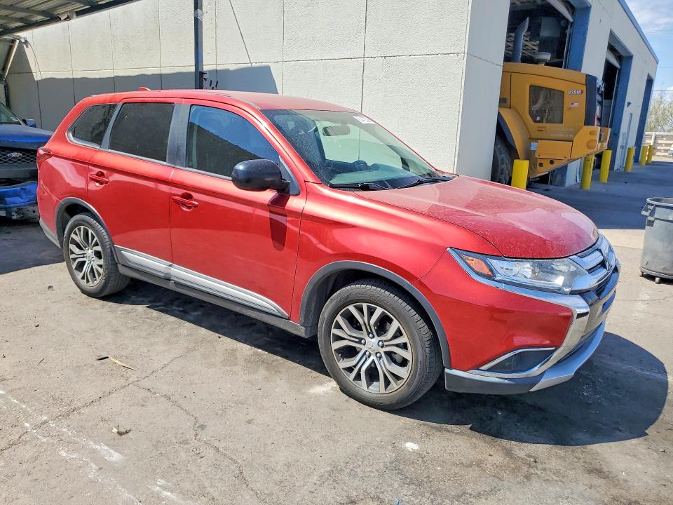 2018 Mitsubishi Outlander მანქანა იყიდება აუქციონზე, vin: JA4AD2A31JZ039992, აუქციონის ნომერი: 67472536