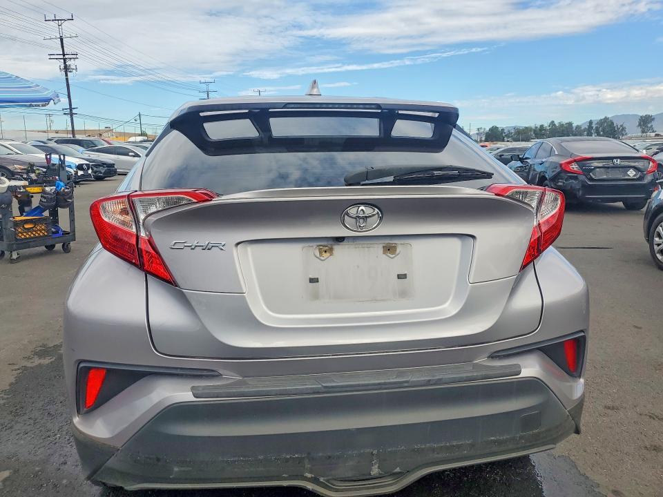 2019 Toyota C-hr მანქანა იყიდება აუქციონზე, vin: JTNKHMBX4K1052565, აუქციონის ნომერი: 67881426