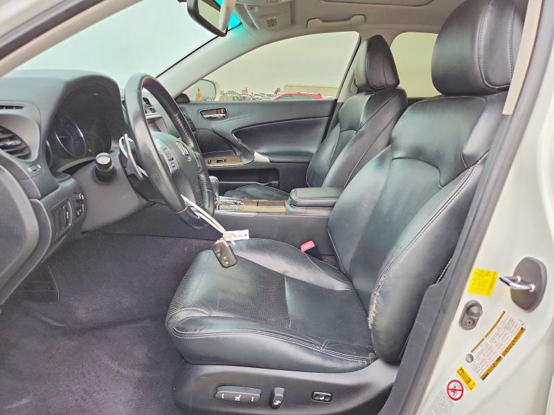 2013 Lexus Is მანქანა იყიდება აუქციონზე, vin: JTHBF5C25D5185249, აუქციონის ნომერი: 70174656