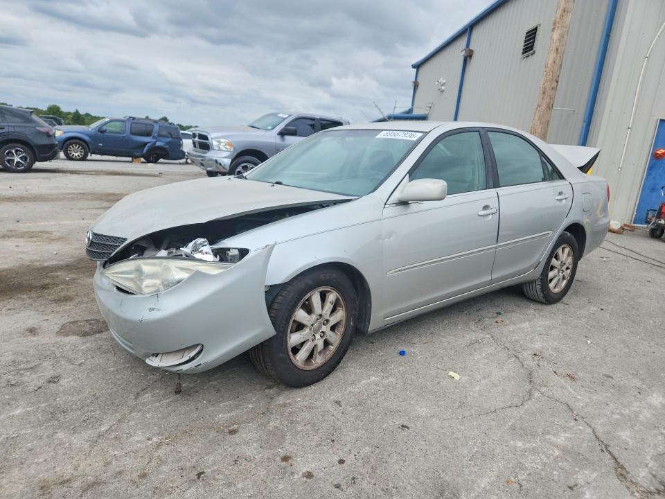 69567936 :رقم المزاد ، 4T1BE32K64U375833 vin ، 2004 Toyota Camry مزاد بيع