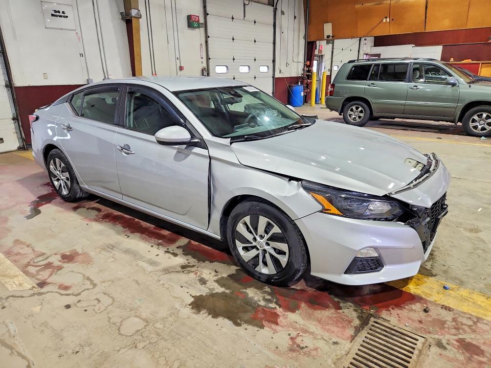 Продаж на аукціоні авто 2022 Nissan Altima, vin: 1N4BL4BV7NN413047, номер лоту: 67444446