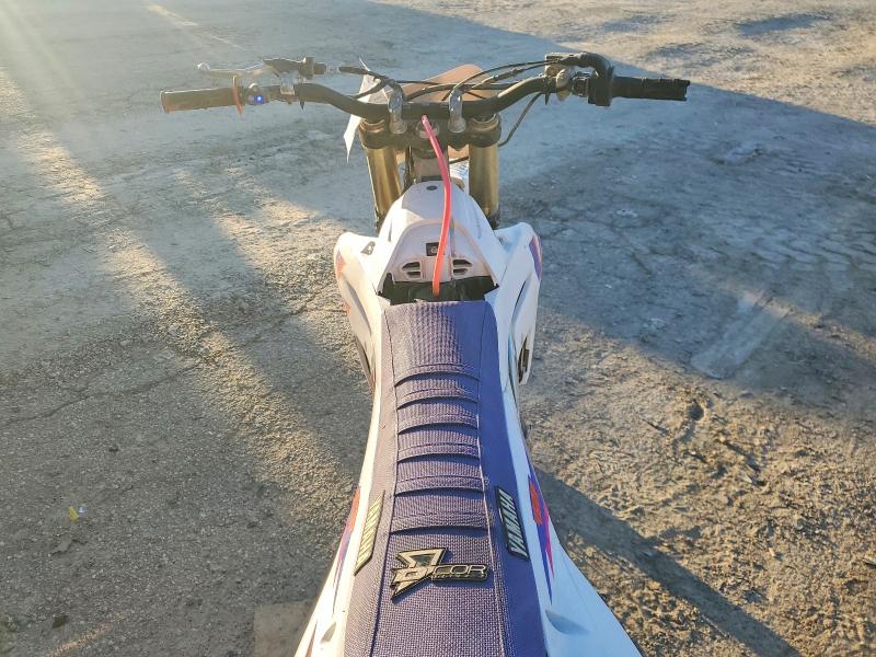 70048176 :رقم المزاد ، JYACJ34C6RA011149 vin ، 2024 Yamaha Yz450 مزاد بيع