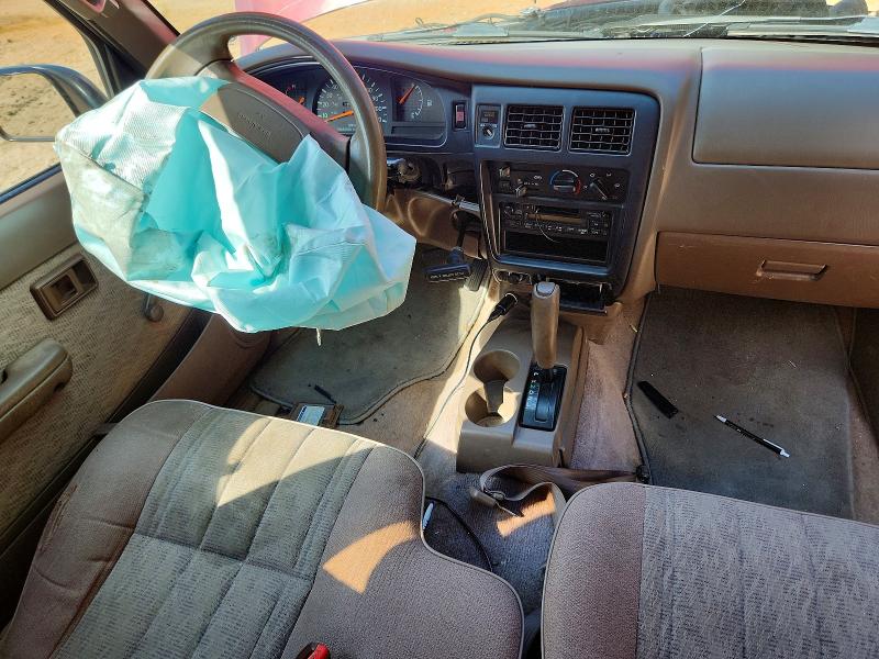 1998 Toyota Tacoma მანქანა იყიდება აუქციონზე, vin: 4TASM92NXWZ138221, აუქციონის ნომერი: 69089256