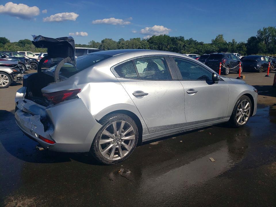 2020 Mazda 3 მანქანა იყიდება აუქციონზე, vin: 3MZBPACL2LM130585, აუქციონის ნომერი: 66982616