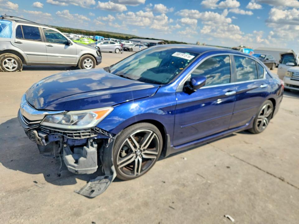 Auction sale of the 2017 Honda Accord, vin: 1HGCR2F54HA295435, lot number: 68191516