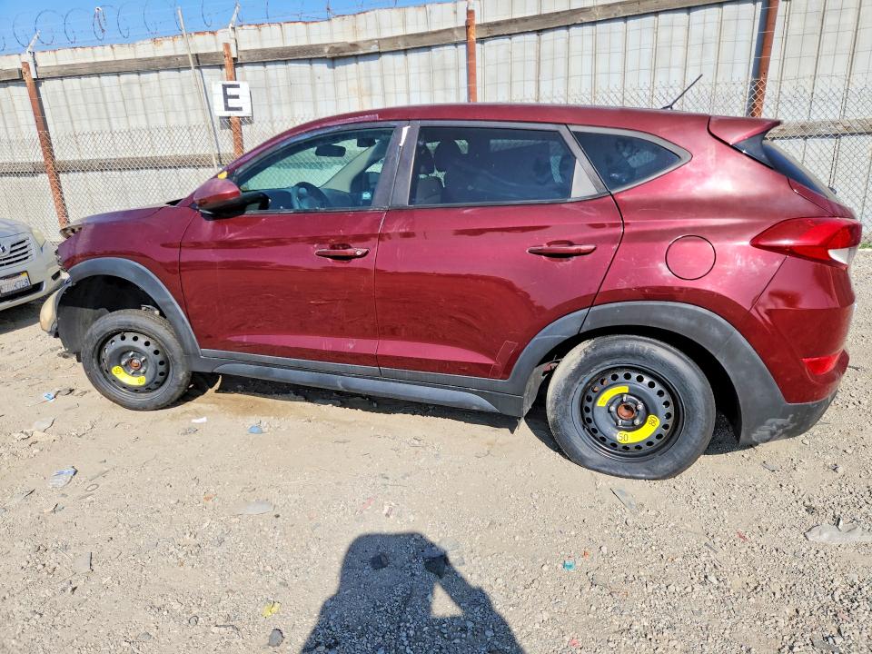 70673686 :رقم المزاد ، KM8J23A47JU610162 vin ، 2018 Hyundai Tucson مزاد بيع