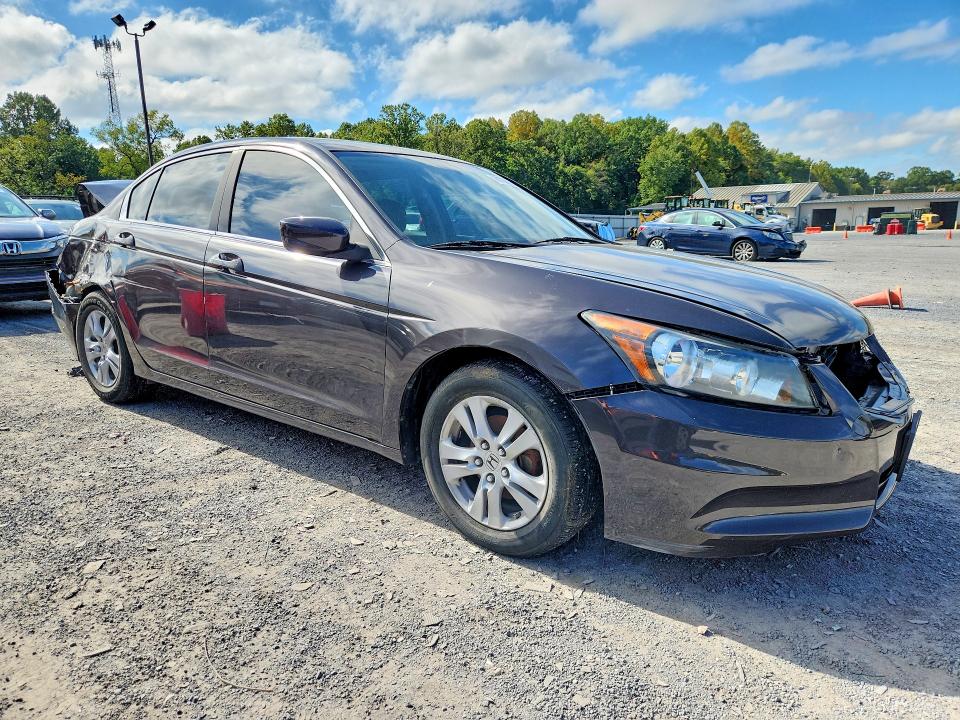 70133786 :رقم المزاد ، 1HGCP2F42BA026533 vin ، 2011 Honda Accord مزاد بيع