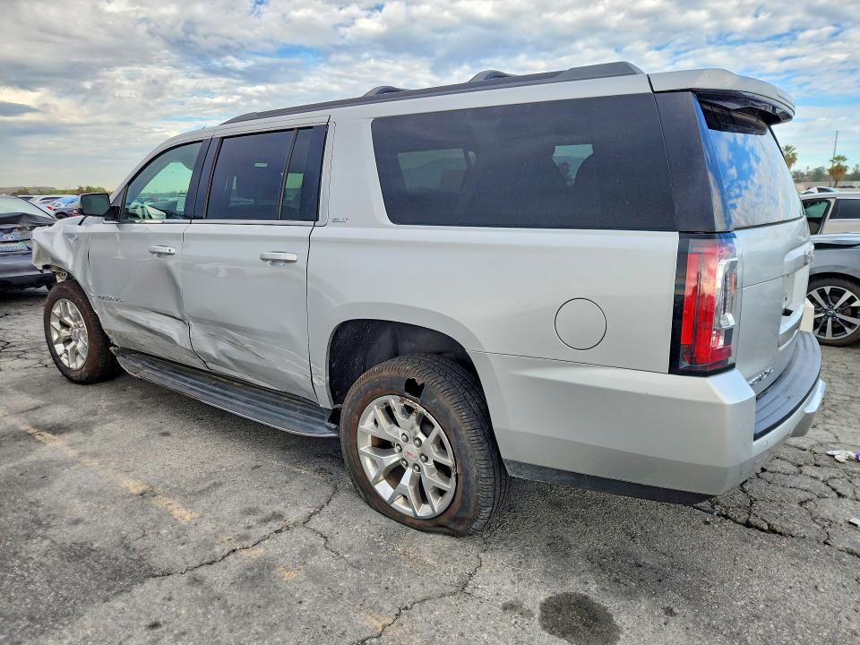 67562126 :رقم المزاد ، 1GKS1GKC4HR261715 vin ، 2017 Gmc Yukon Xl مزاد بيع