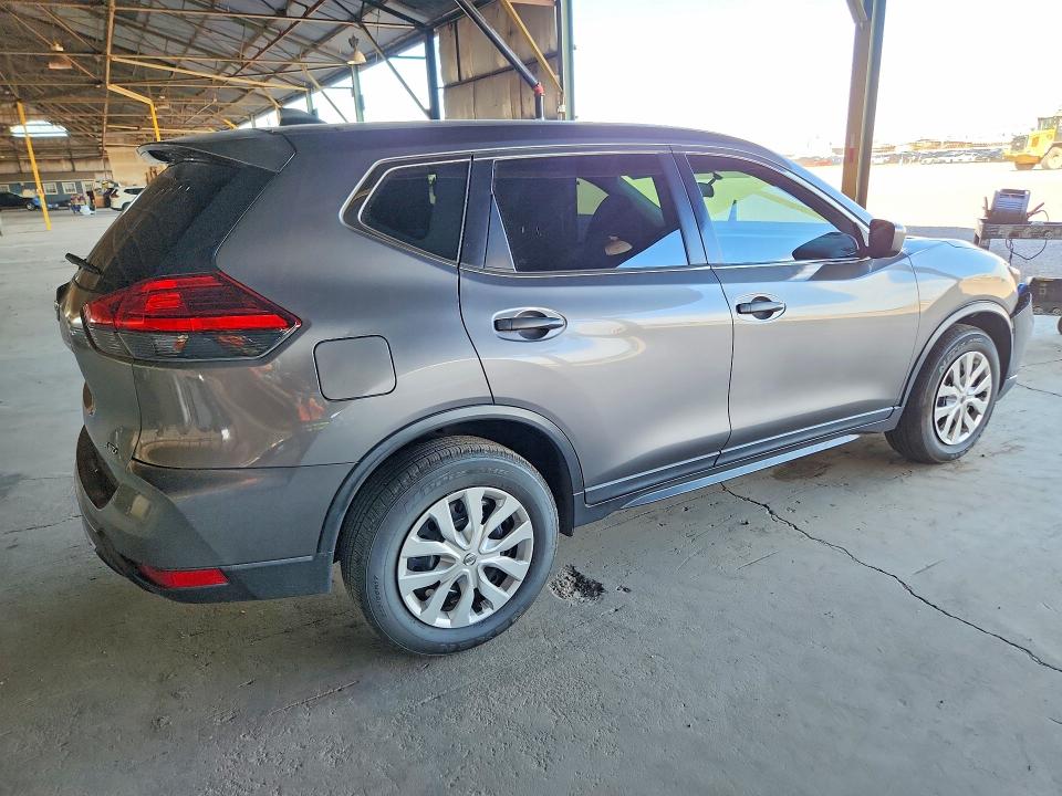 Продажа на аукционе авто 2017 Nissan Rogue, vin: KNMAT2MV2HP531569, номер лота: 70029006