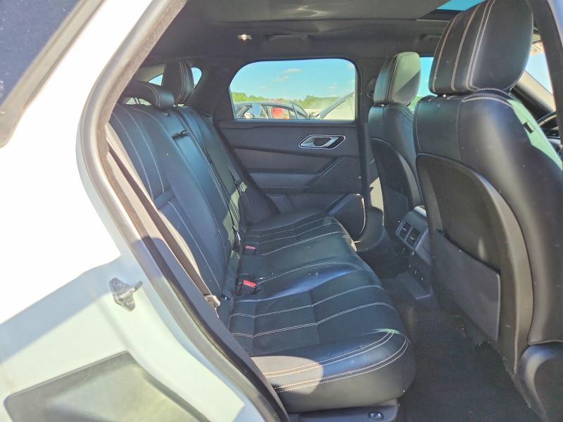 71000516 :رقم المزاد ، SALYB2RX8JA725245 vin ، 2018 Land Rover Range Rover Velar مزاد بيع