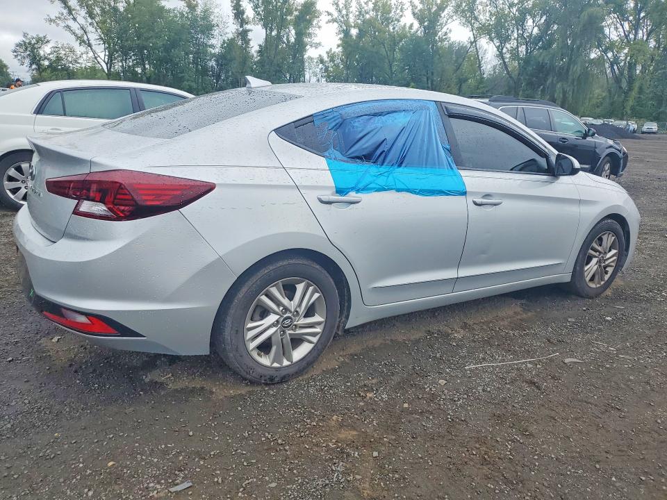 66798476 :رقم المزاد ، 5NPD84LF8KH472549 vin ، 2019 Hyundai Elantra مزاد بيع