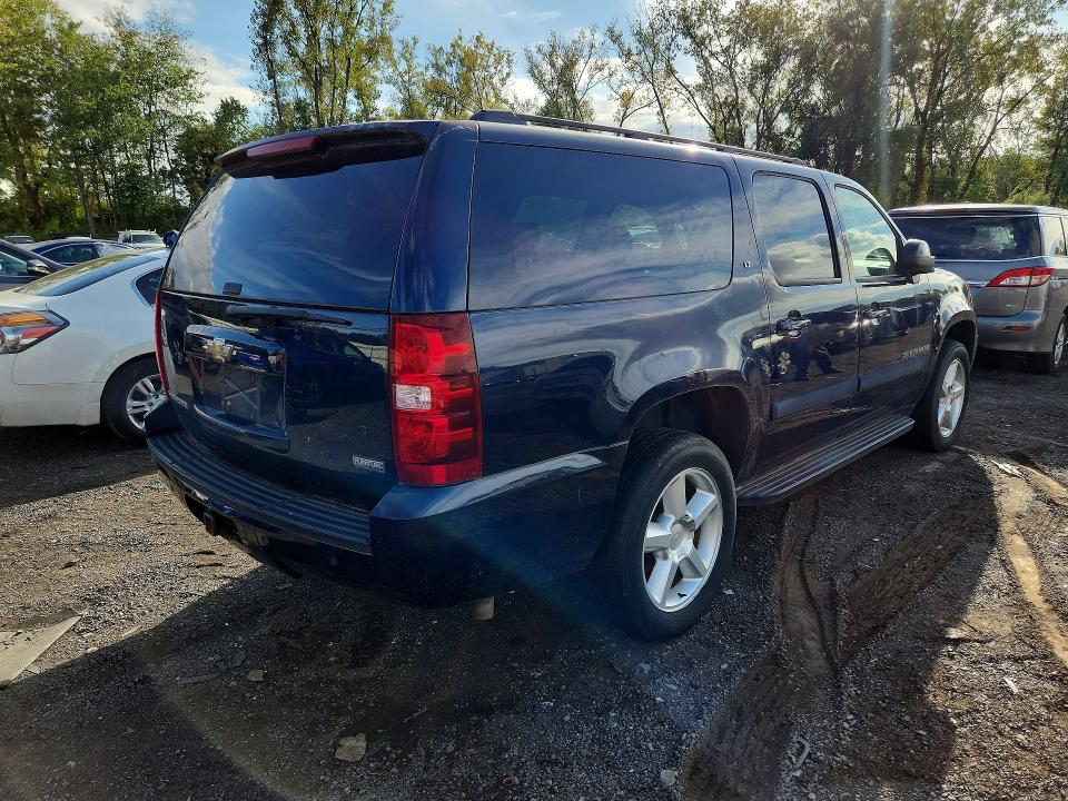 69771316 :رقم المزاد ، 3GNFK16358G173054 vin ، 2008 Chevrolet Suburban مزاد بيع