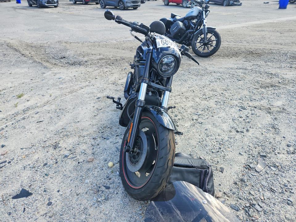 68959836 :رقم المزاد ، 1HD1HHZ1X7K812183 vin ، 2007 Harley-davidson Vrscdx مزاد بيع
